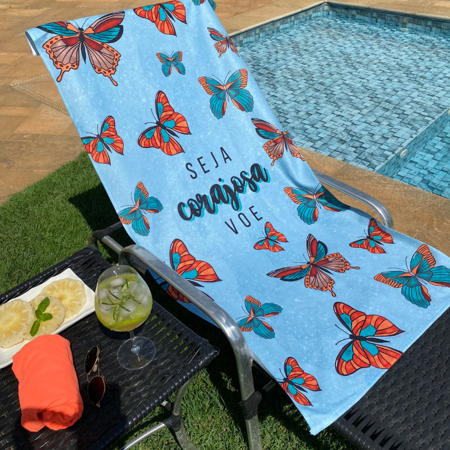 Toalha de Praia e Piscina BRISA – Estampa Borboleta