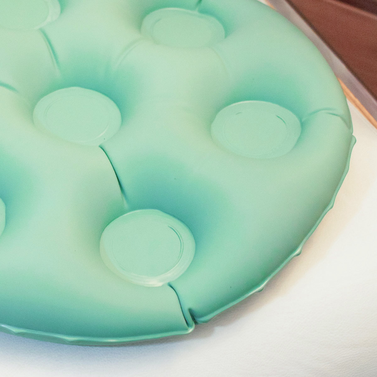 Almofada Ortopédica Caixa de Ovo Redonda Inflável 2 em 1 - Imagem 3